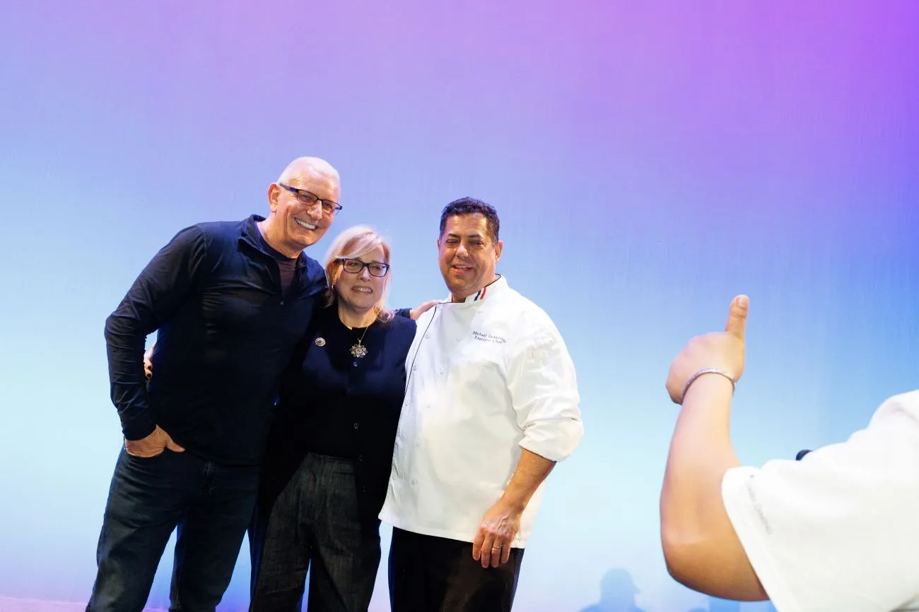 
Chef Robert Irvine with Vicki Dunn (AVP Columbia Dining) and Mike DeMartino (Executive Chef Columbia Dining)